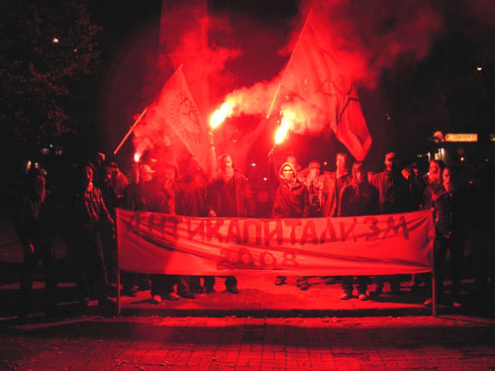 "Запрещаем запрещать!": в Барнауле прошла "символическая"
несанкционированная акция протеста против действий мэрии.
