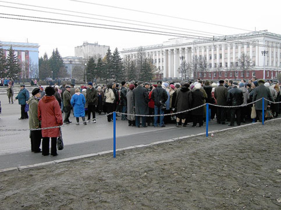 Массовые уличные волнения пенсионеров-льготников в Барнауле.
Фоторепортаж.