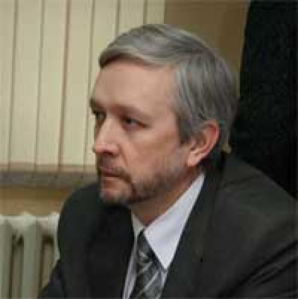 Алтайский политолог Юрий Чернышов - Кремль.орг: власти края губит
неумение и нежелание публично работать...