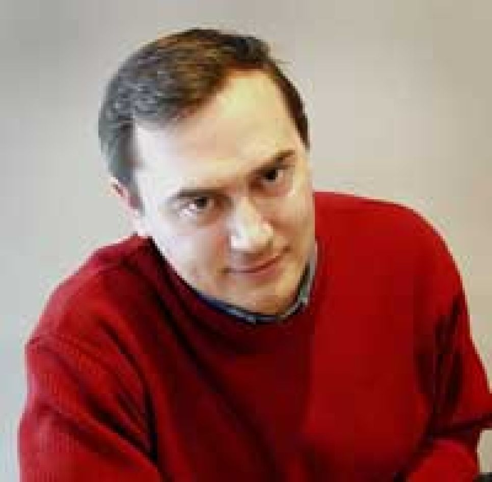 Писатель Владимир Токмаков об инициативе краевых властей по
изданию книг алтайских писателей: "Грош этим книгам цена, если их главными
достоинствами будет лишь декларация "любви к родному краю".