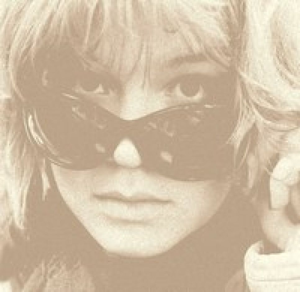 Молодой театровед Анастасия
Мордвинова о спецпризе фестиваля "Золотая маска", присужденном
"Войцеку" Алтайского драмтеатра: с тем же успехом можно было дать
этому спектаклю множество спецпризов - за дуэт художника и
режиссёра, за театральную смелость, за глубокую метафоричность...