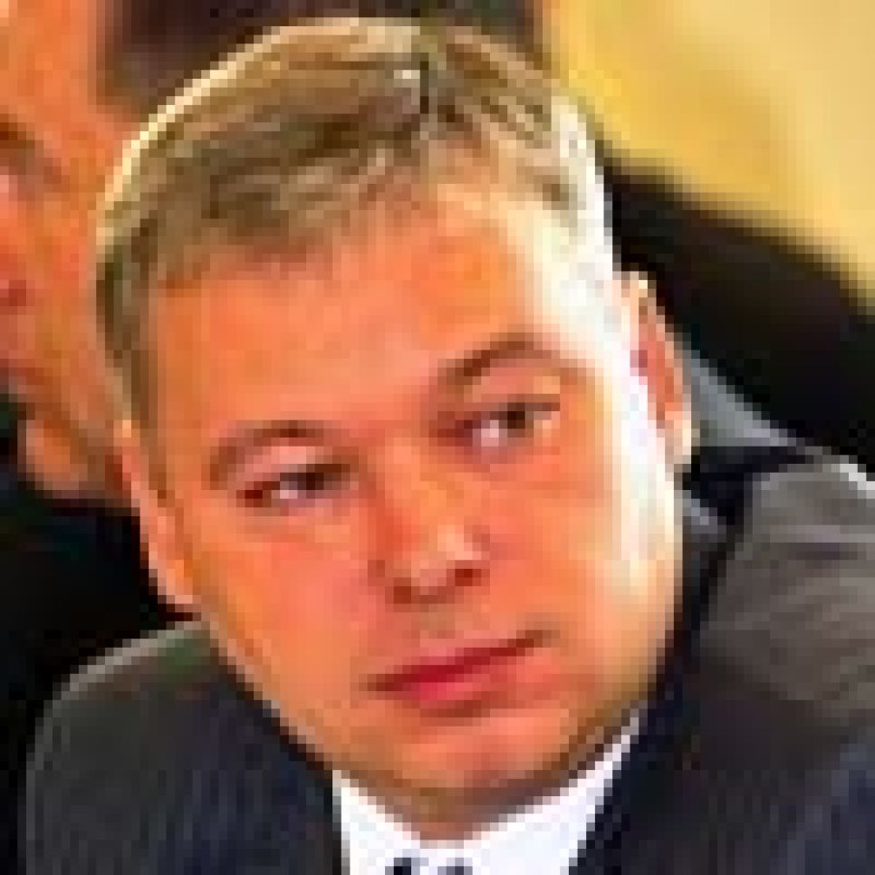 Начальник управления Алтайского края по печати и информации
Евгений Нечепуренко рассуждает о свободе прессы: "журналюги"
выворачивают наизнанку факты, выдают домыслы и вымыслы за правду.