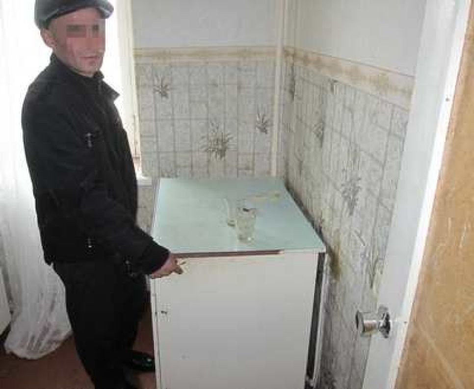 В Барнауле у уроженцев Азербайджана
наркополиция изъяла 600 граммов героина.