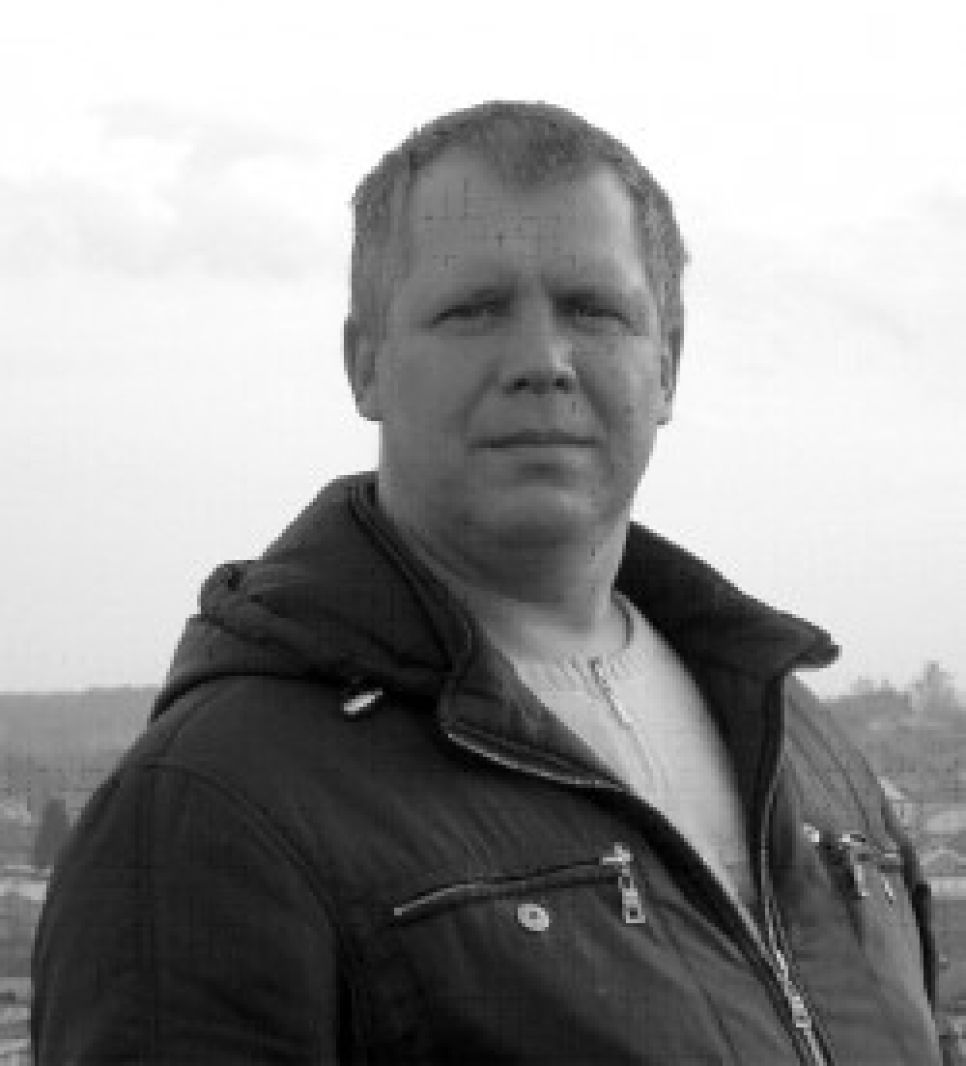 Житель Алтайского края пропал вместе с микроавтобусом.