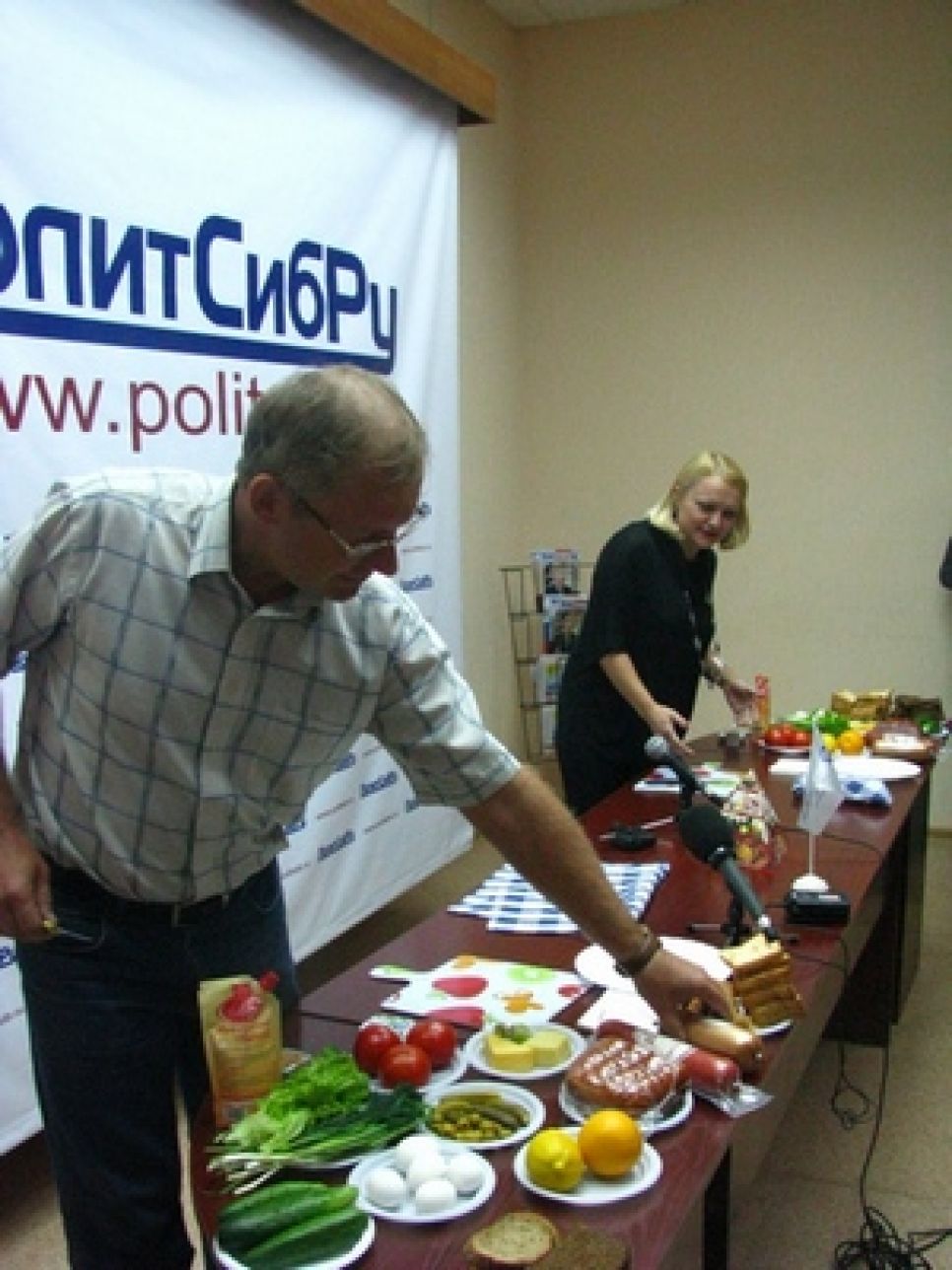 "Секреты кухни алтайских VIP-персон" презентовали сегодня вБарнауле. Фото.
