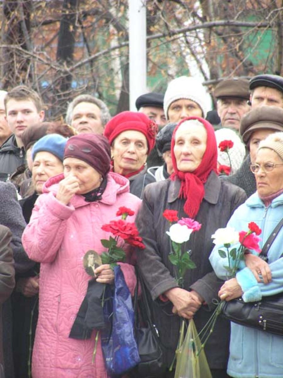 В Барнауле открыт памятник жертвам политических репрессий на
Алтае. Фоторепортаж.