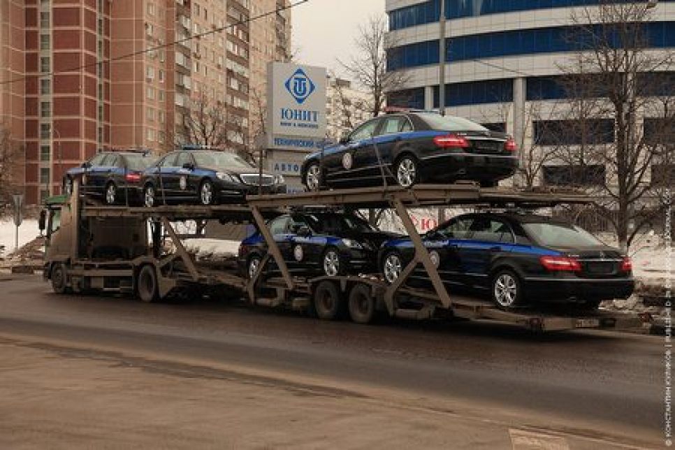 Популярный блоггер drugoi: в то время, как для кортежа Кадырова
закупили пять новеньких "Мерседесов", в Алтайском крае
малообеспеченные дети получают на школьное питание 4 рубля 10
копеек!