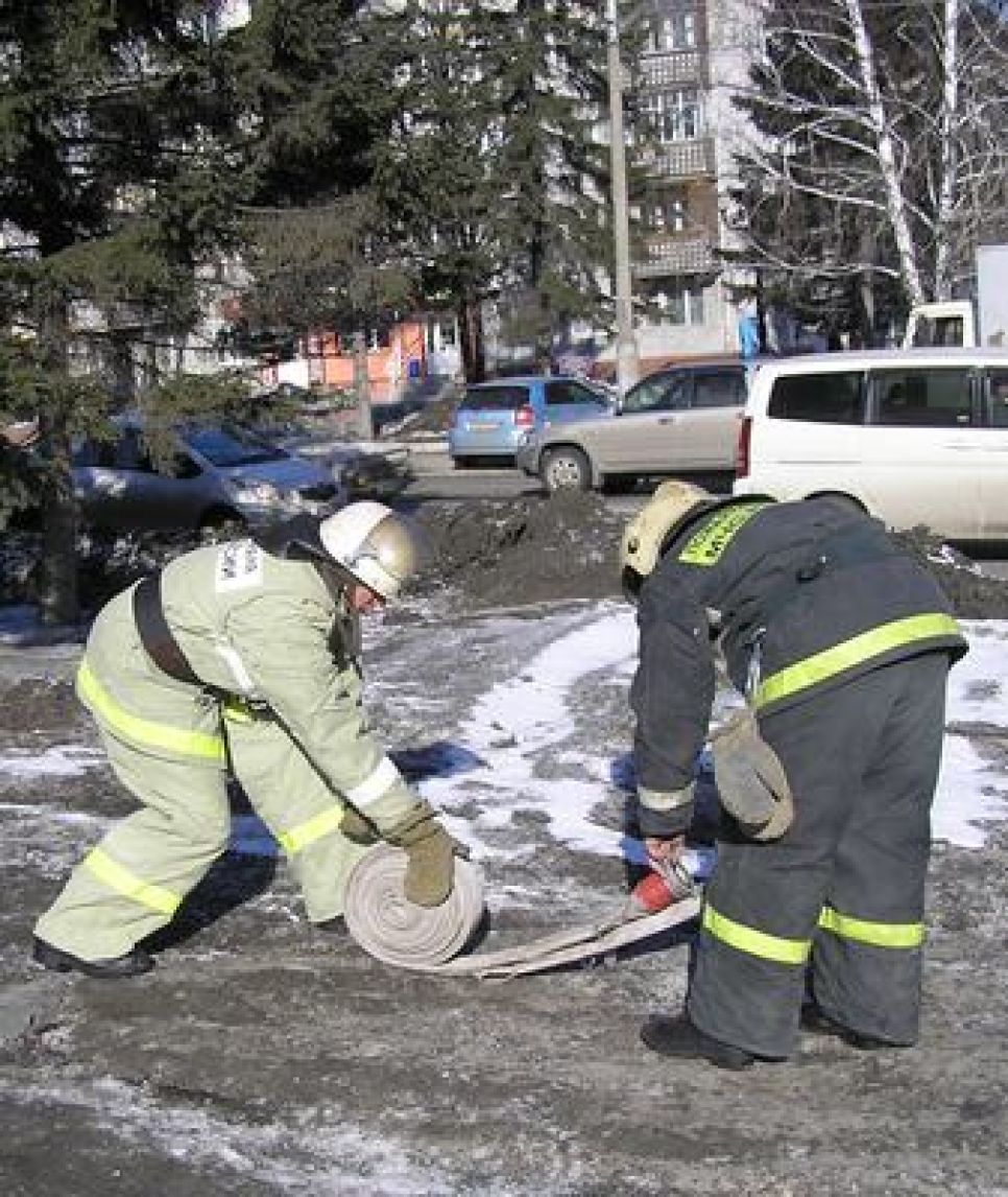 Пожар в драмтеатре и теракт в аэропорту:в Барнауле прошли учения спецслужб. Фото.