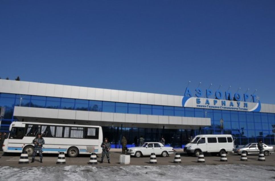 Тренировочное предотвращение теракта в аэропорту
Барнаула. Фото.