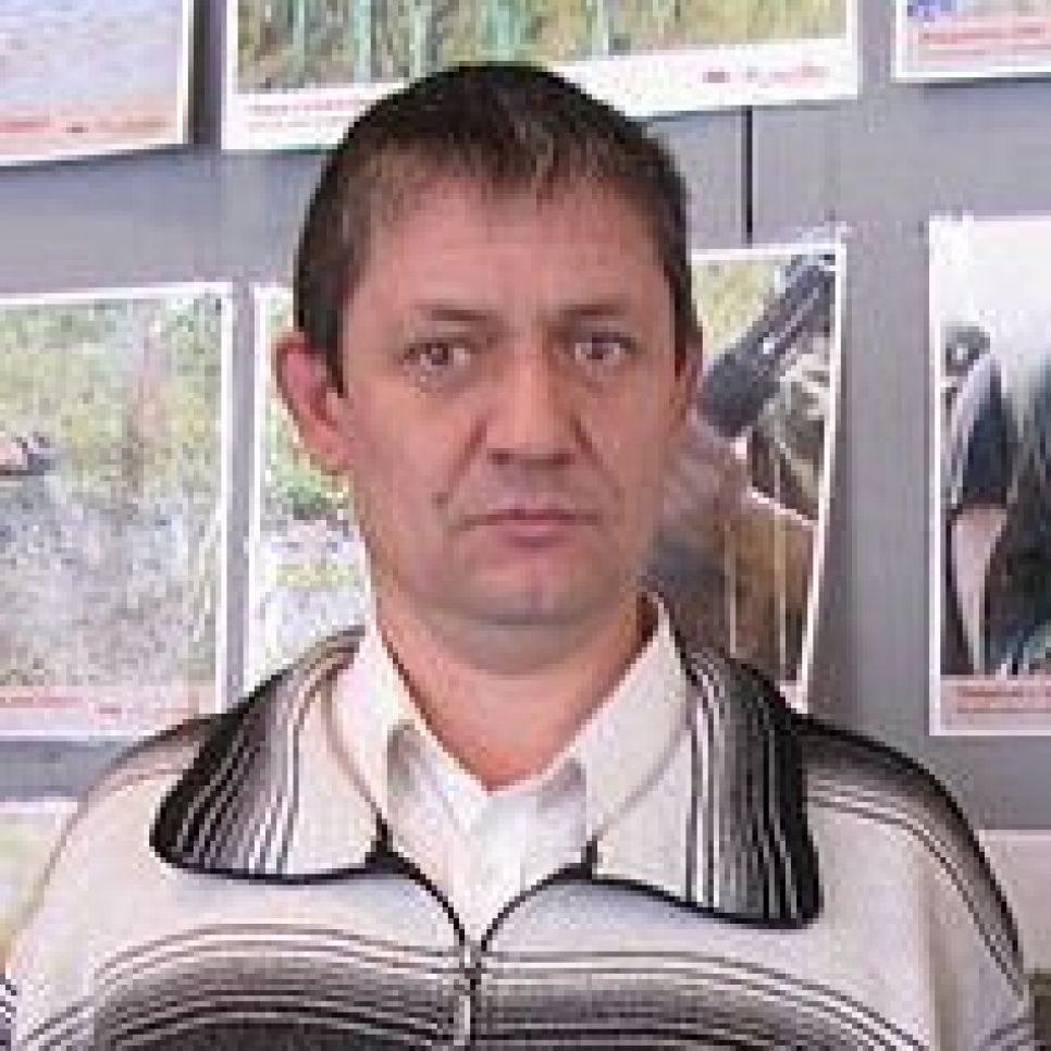 Руководитель справедливороссов в Бурлинском районе Сергей
Медведев: работа "Скорой помощи" на селе в Алтайском крае системно
отсутствует.