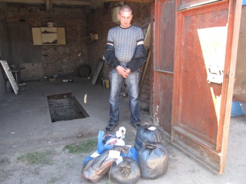 Алтайская наркополиция изъяла в Рубцовске 13 кг марихуаны.