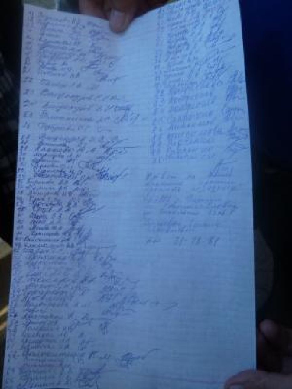 Жители расположенного в районе аэропорта Барнаула поселка
Новомихайловка обвиняют команду сити-менеджера в махинациях с
земельными участками.