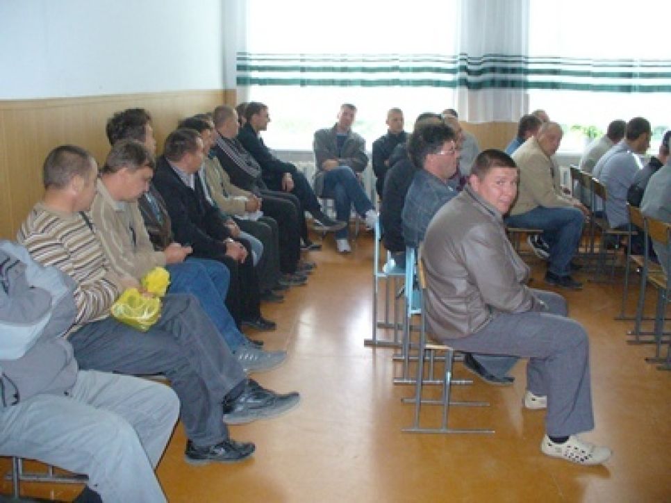 Жильцы дома в центре Барнаула: горадминистрация провела
очередные фиктивные публичные слушания по межеванию территории
для получения участка под строительство элитного жилкомплекса.