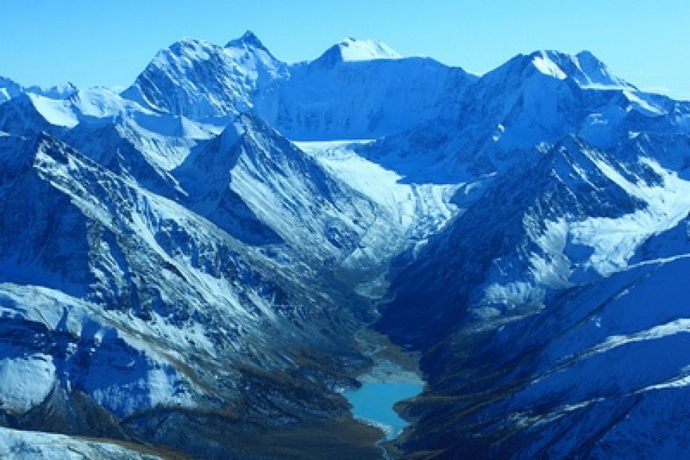 Михаил Задорнов: игорный бизнес на Алтае - то же самое, что
дискотека в храме.