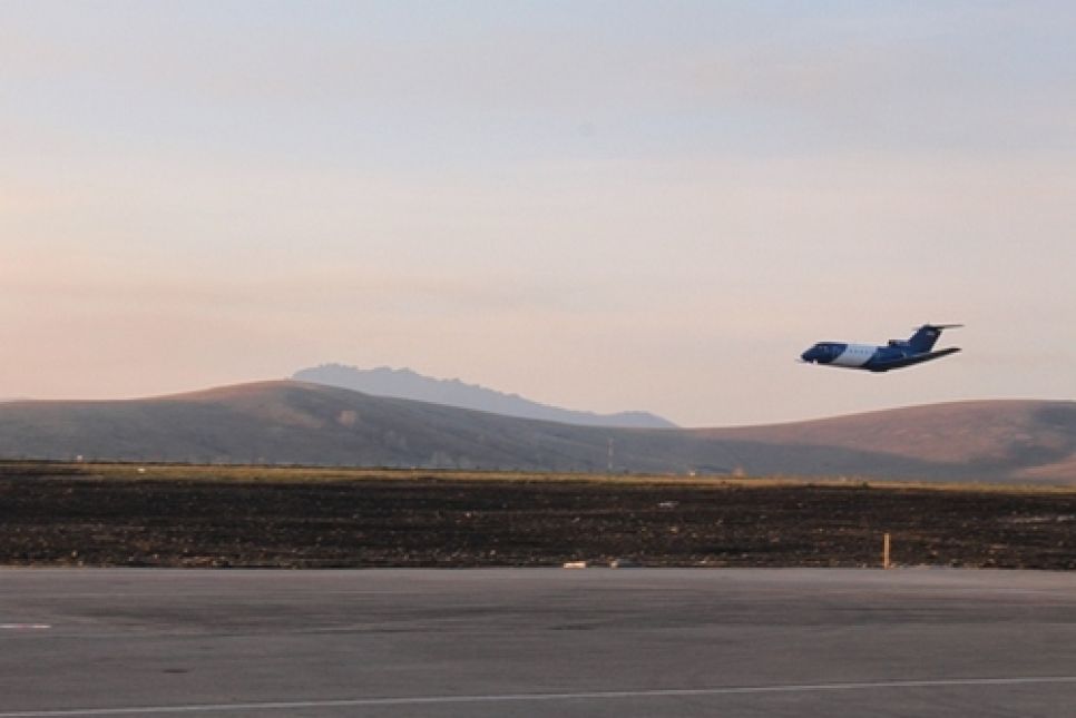 Технические облеты проводятся в аэропорту Горно-Алтайска. Фото.