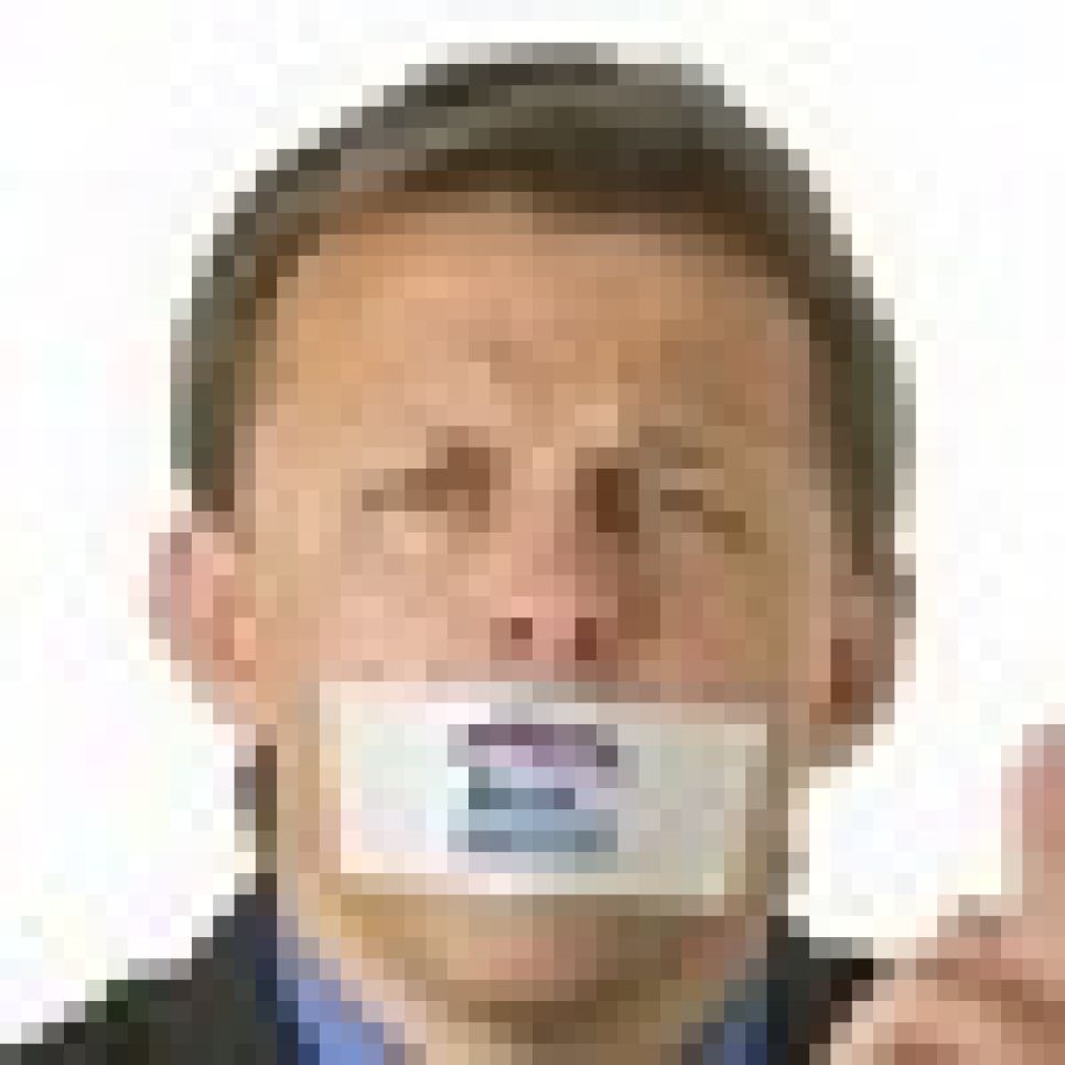 Организаторы протеста студентов "Против
фальшивых выборов" в Барнауле после визита в прокуратуру
отказались от затеи. Однако количество молодых барнаульцев,
обсуждающих "ВКонтакте" свое участие в уличном протесте в
субботу, выросло за сутки до 7500 человек.