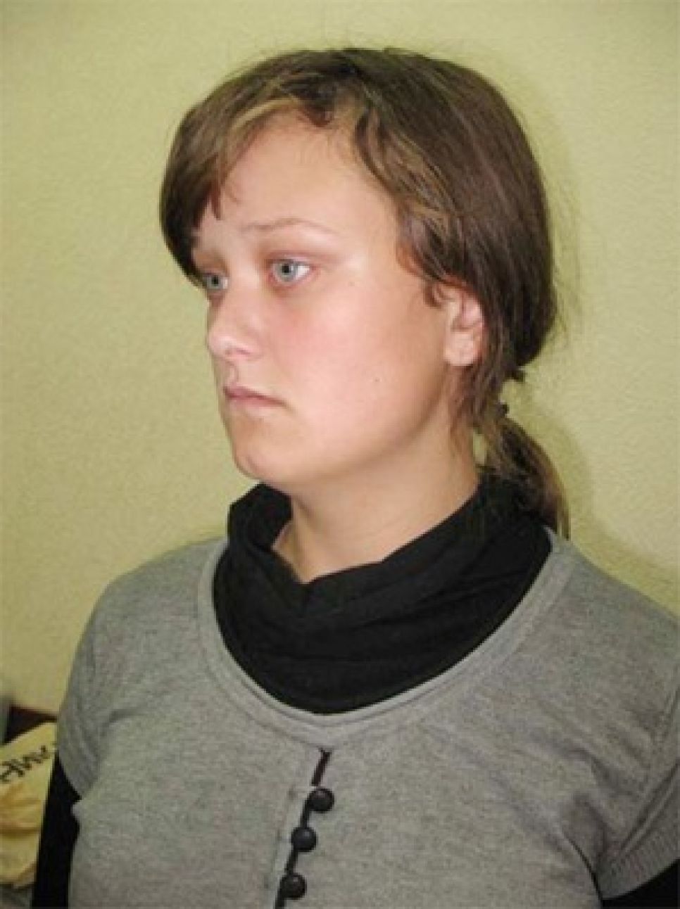 18-летняя жительница Алтайского края,
путешествовавшая по России автостопом, "без памяти" нашлась в
Челнах.