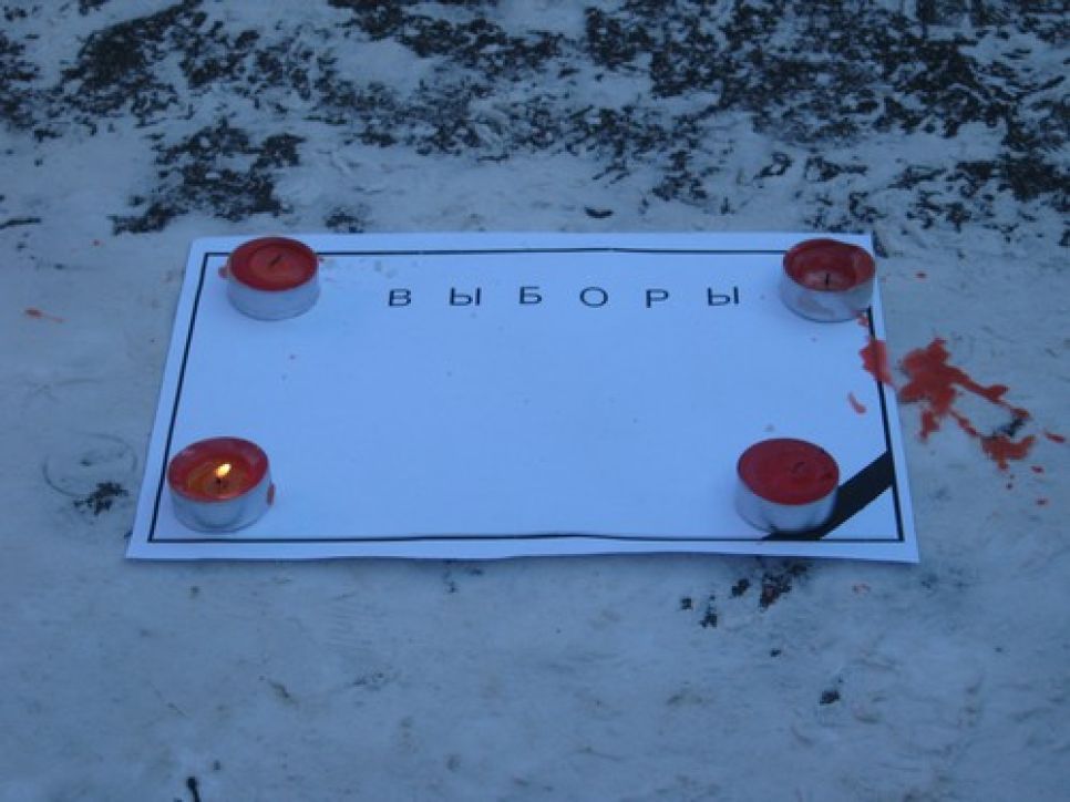 Барнаульский митинг "За честные выборы": "Люди волнуются три -
Путин, суши сухари!"