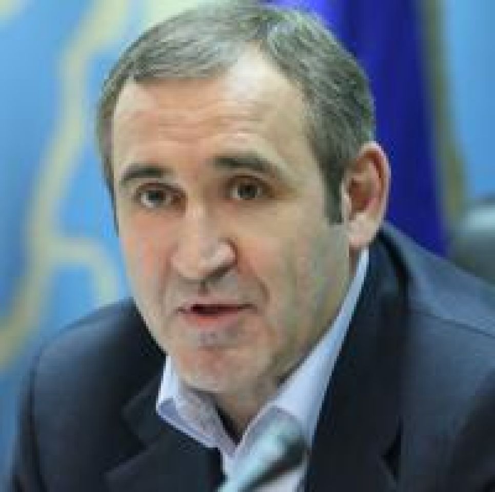 Депутат Госдумы от алтайских единороссов Сергей Неверов:
Почему в Россию не придет арабская весна?