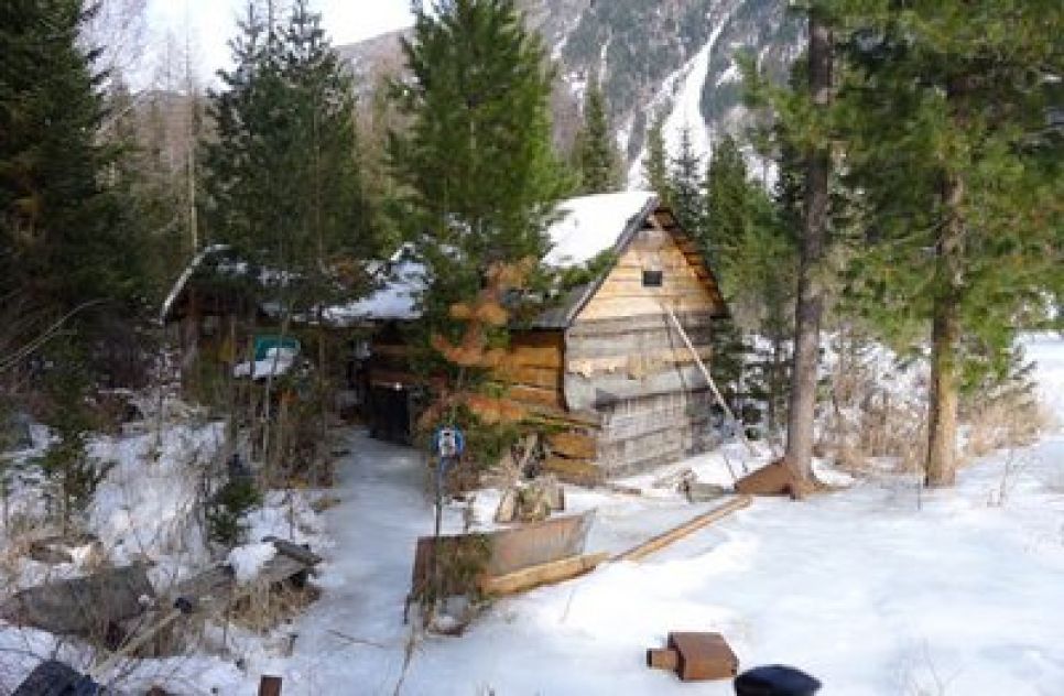 Кузбасские лыжники спустя 70 лет повторили легендарный поход
отшельников-староверов Лыковых. Фото.