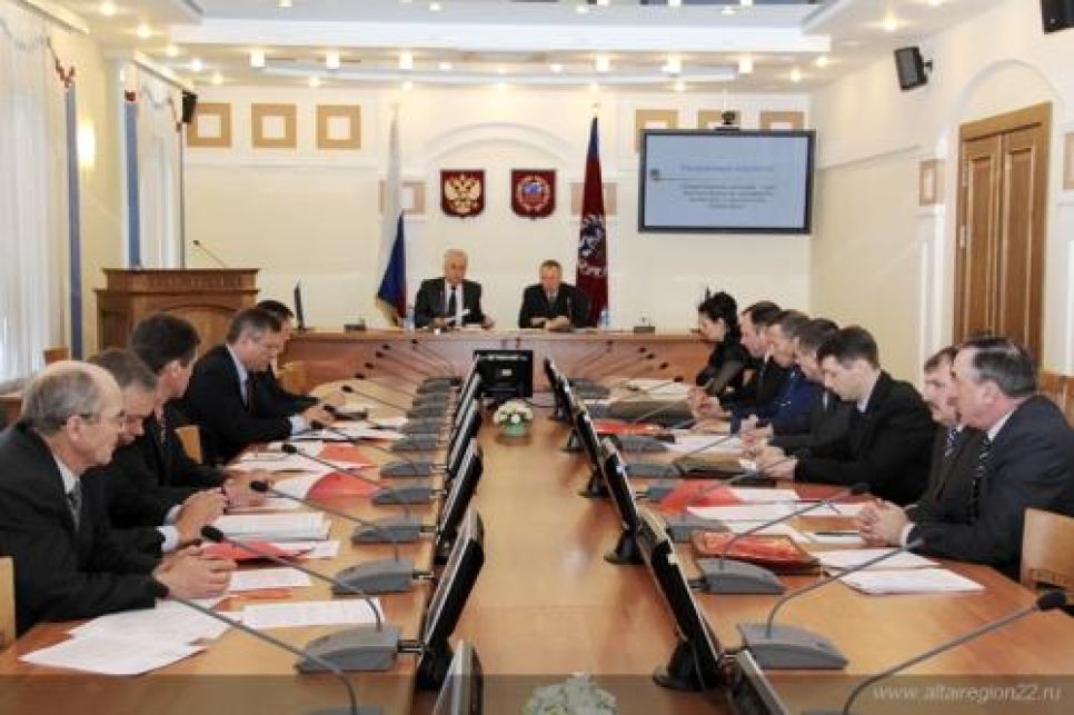 "Затравили гадину": власти Алтайского края сообщают - экстремизма
в подведомственном регионе больше не наблюдается.