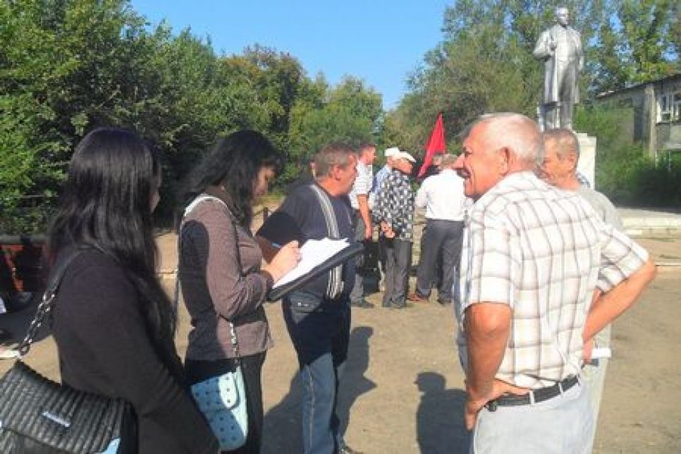 Накануне митинга в защиту реликтового бора в Егорьевском районе неизвестные подожгли дом депутата, активно выступавшего против незаконных 
рубок леса.