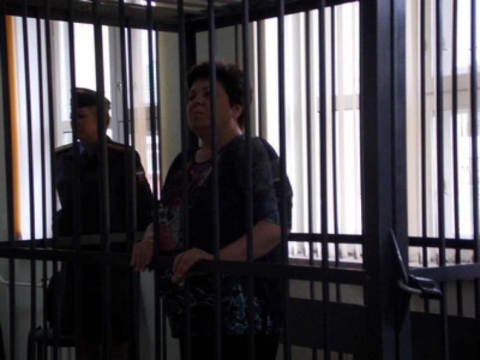 Экс-президент ассоциации "Изумрудная страна" Ольга Антипина решением суда заключена под стражу.(+ фото)