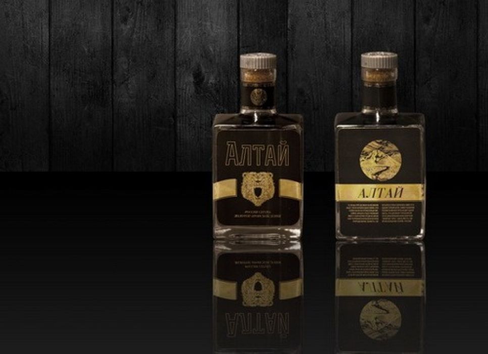 Дизайнер из Швеции предложил выпускать первый российский виски в горах Алтая.