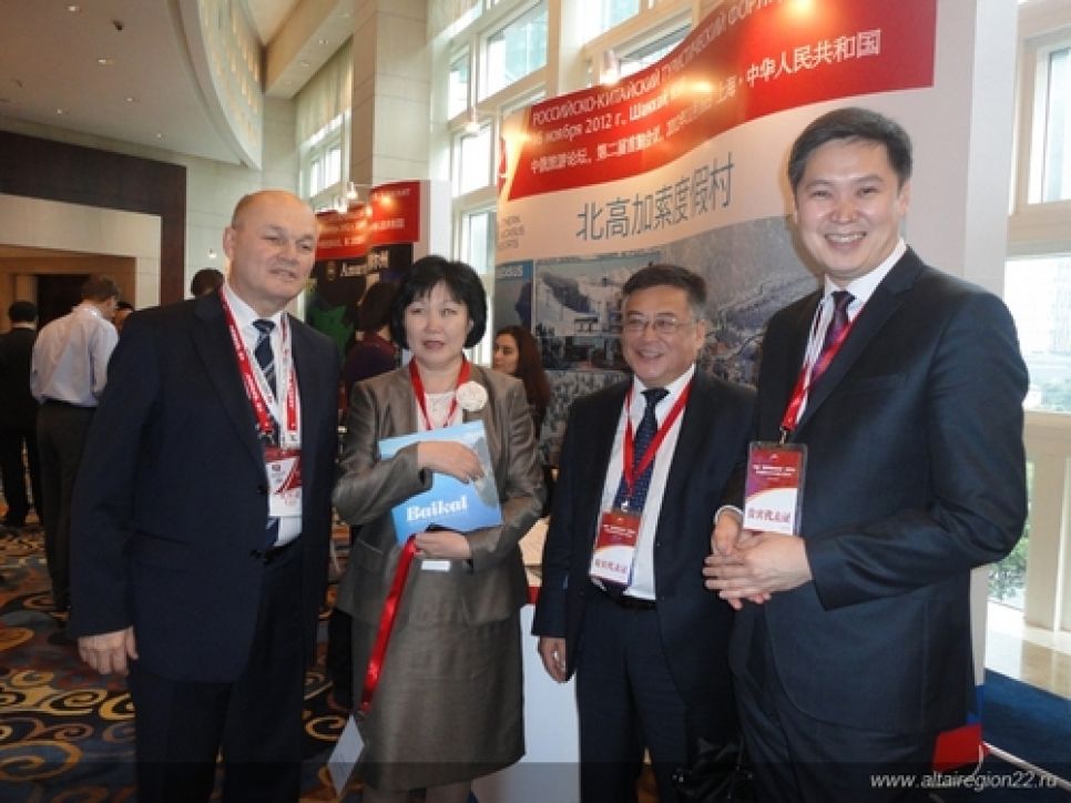 Развитие восточной медицины в Белокурхе, туристы из Шанхая в бийских музеях и китайские инвестиции в турзону: такие проекты надеются реализовать власти Алтайского края по итогам выставки CITM.