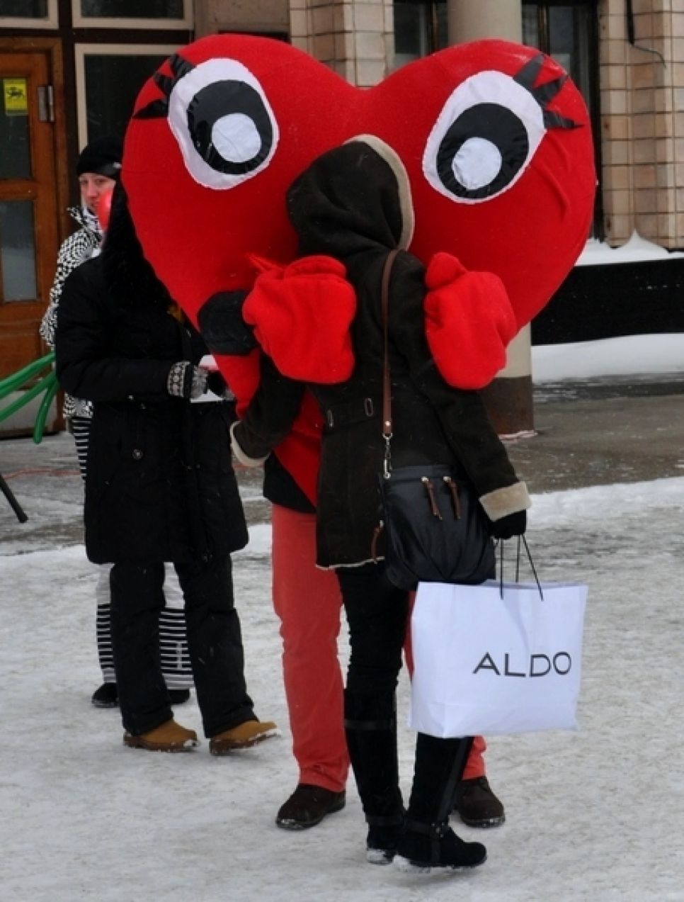 Для барнаульцев изготовили большую «Валентинку для всех»