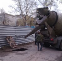 Провалы грунта на улице Чкалова в Барнауле могли возникнуть из-за дисфункции «ливневки»