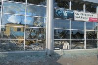 В Барнауле судебные приставы снесли здание автосалона «АГАС-холдинга»