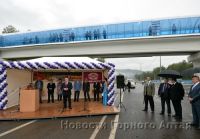 Участок автобана с надземным пешеходным переходом сдали в Республике Алтай