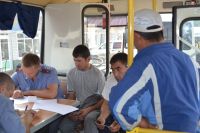 Полицейские в поисках мигрантов-нелегалов устроили «облаву» на барнаульских рынках