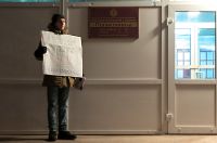 Барнаульские анархисты провели пикет в поддержку медработников