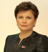 «Страшно от таких инициатив»: алтайские полит-леди об идее депутата Госдумы запретить обувь на высоком каблуке