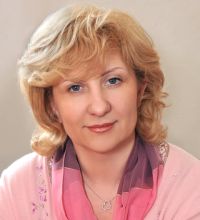 «Страшно от таких инициатив»: алтайские полит-леди об идее депутата Госдумы запретить обувь на высоком каблуке