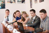 Омскую киногруппу, снимавшую эротический триллер во время наводнения в Республике Алтай, спасло соседство с дачей Карелина