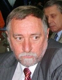 Бывший министр экономического развития и инвестиций Республики Алтай Михаил Зотов: «Избирателю придется выбирать не «лучшего из списка достойных», а «способного не обвалить социальную ситуацию»