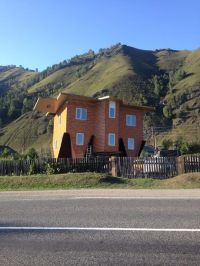 Барнаульская компания строит в Манжероке «перевернутые дома»