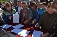 Сбор подписей под обращениями в администрации и прокуратуру