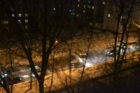 «Поплывшие» микроавтобусы на улице Юрина