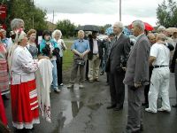 Валентина Распутина встречают в числе гостей Всероссийского мемориального музея-заповедника В.М. Шукшина