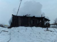 В алтайском селе в пожаре погибли мать и дочь