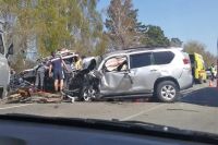 Шесть реанимобилей вывозили жертв страшного ДТП на Алтае