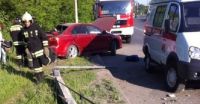 В Барнауле пьяный водитель Mitsubishi на большой скорости въехал в столб - пассажир не выжил