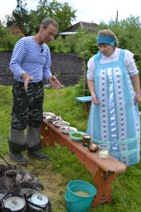 Алтайские чиновники решили поискать туристические бренды на селе