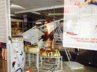 В крупнейшем ТРЦ Барнаула начались проблемы с отделкой и рухнул потолок