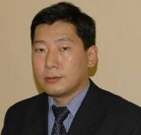 Сын за отца: в Алтайской академии экономики и права назвали нового ректора