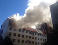 В Барнауле загорелось здание пенсионного фонда